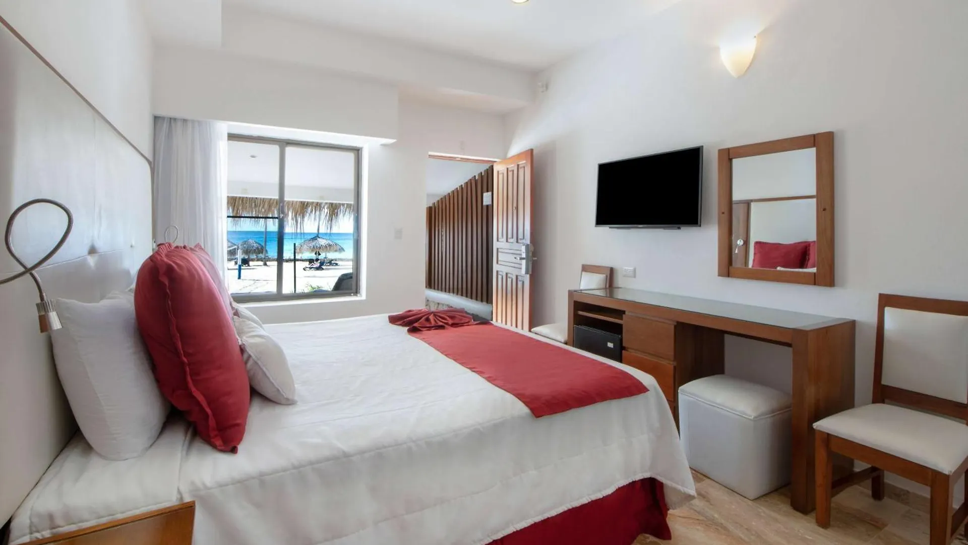 Viva Dominicus Beach By Wyndham, A Trademark All Inclusive Байяибе 4*,